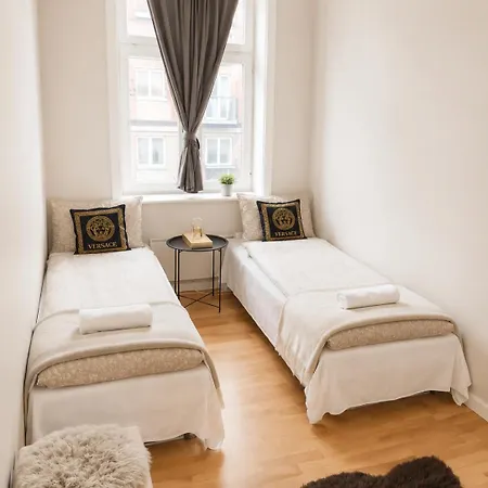 Private In A Shared In Apartman Oslo